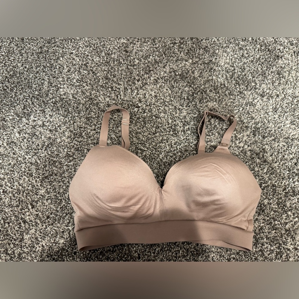 Minimalist Hands-Free Pumping & Nursing Bra Kindred